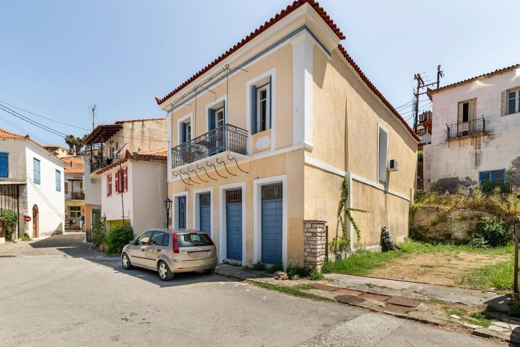 Traditional House At Koroni Near Beach エクステリア 写真