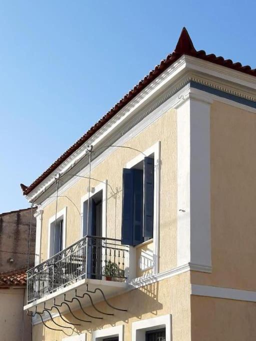 Traditional House At Koroni Near Beach エクステリア 写真